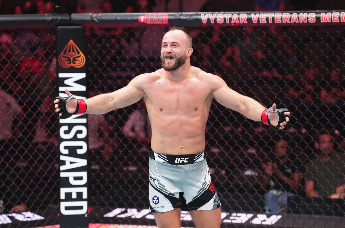 Кляйн – Ребецкий прогноз на UFC 321 Абу-Даби 26 октября 2025 года