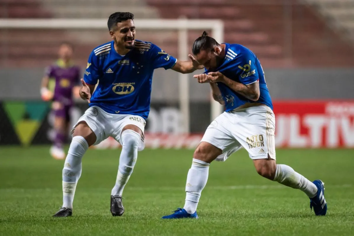 Брагантино — Крузейро прогноз на матч бразильской Серии А 2 декабря 2024 года