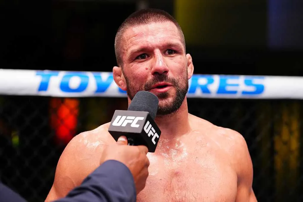 Гамрот – Рибович прогноз на UFC 327 Майами 12 апреля 2026 года