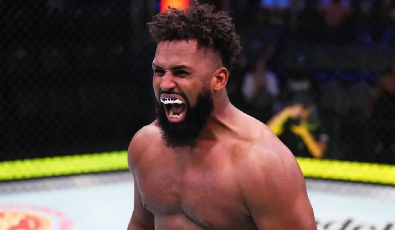 Кортес-Акосто – Делия прогноз на UFC Fight Night 263 Лас-Вегас 2 ноября 2025 года