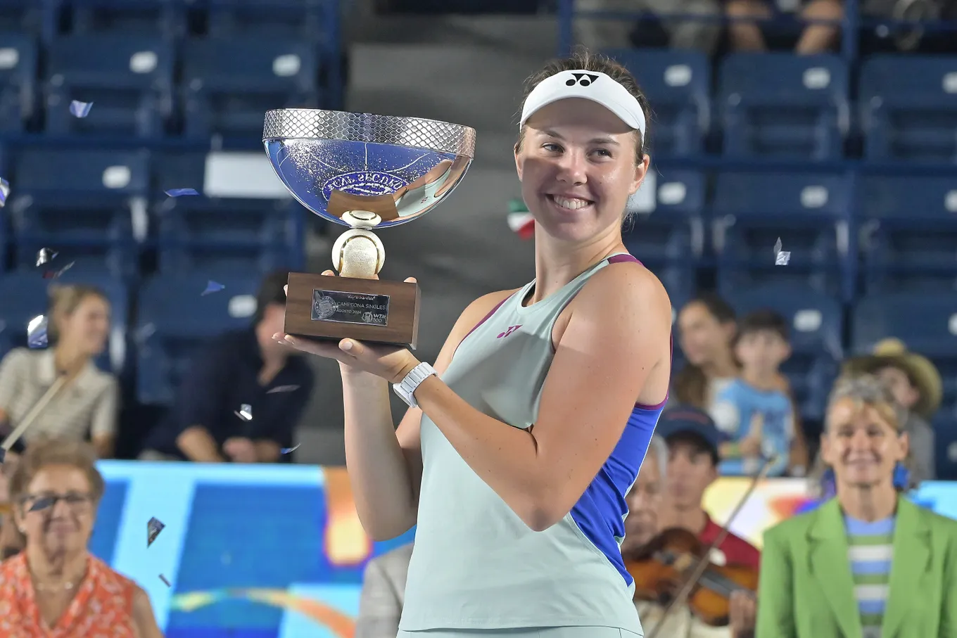 Носкова – Макнэлли прогноз и ставки на матч WTA Торонто 5 августа 2026 года