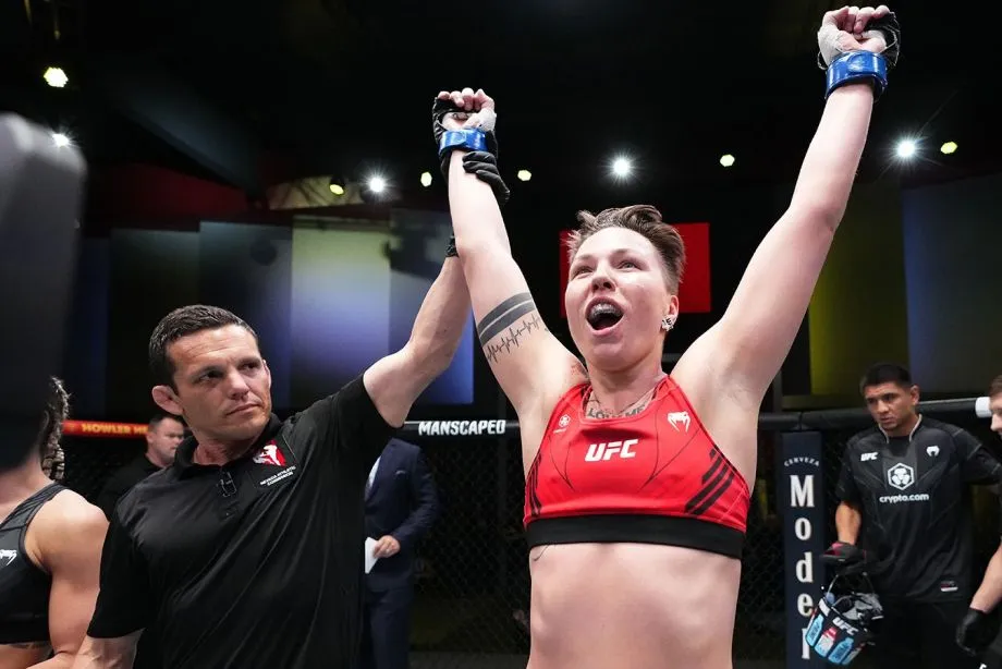 Мескита – Алексеева прогноз на UFC Fight Night 261 Рио 12 октября 2025 года