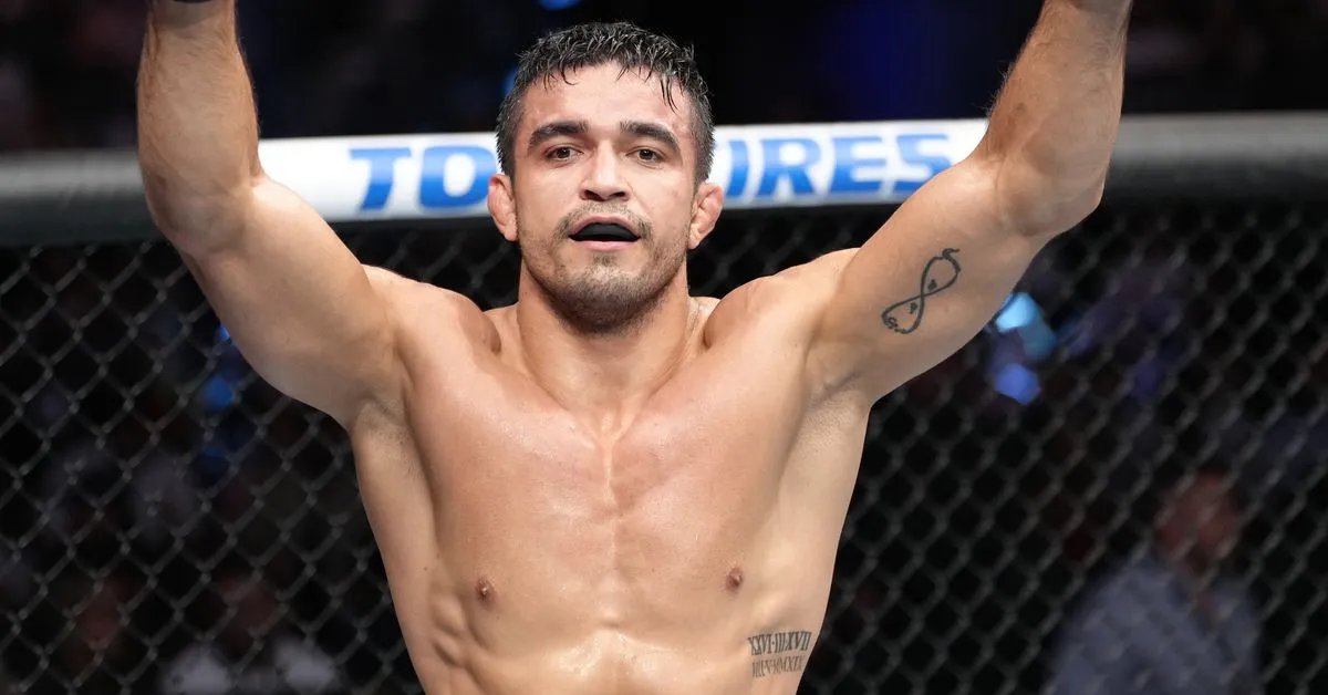 Шахбазян – Мунис прогноз на UFC 320 Лас-Вегас 5 октября 2025 года