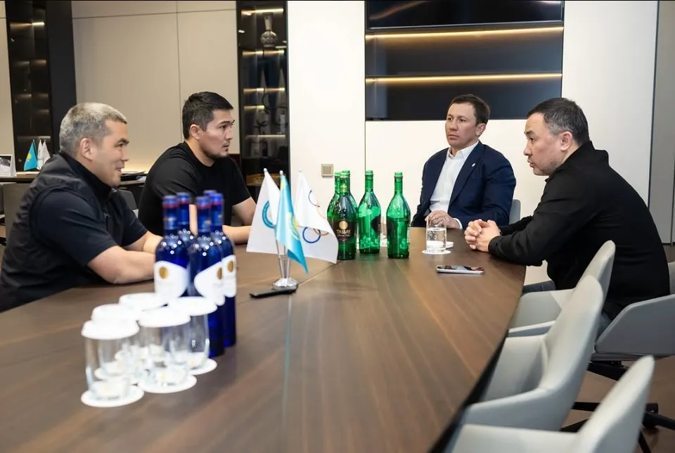 Мейирим Нурсултанов на встрече с Геннадием и Максимом Головкиными