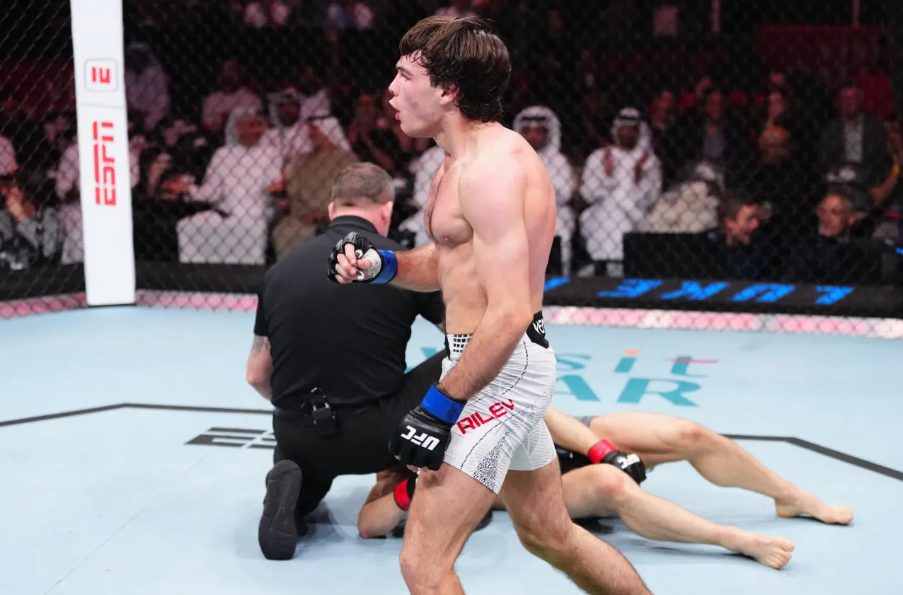 Райли – Асвелл прогноз на UFC Fight Night 270 Лондон 22 марта 2026 года