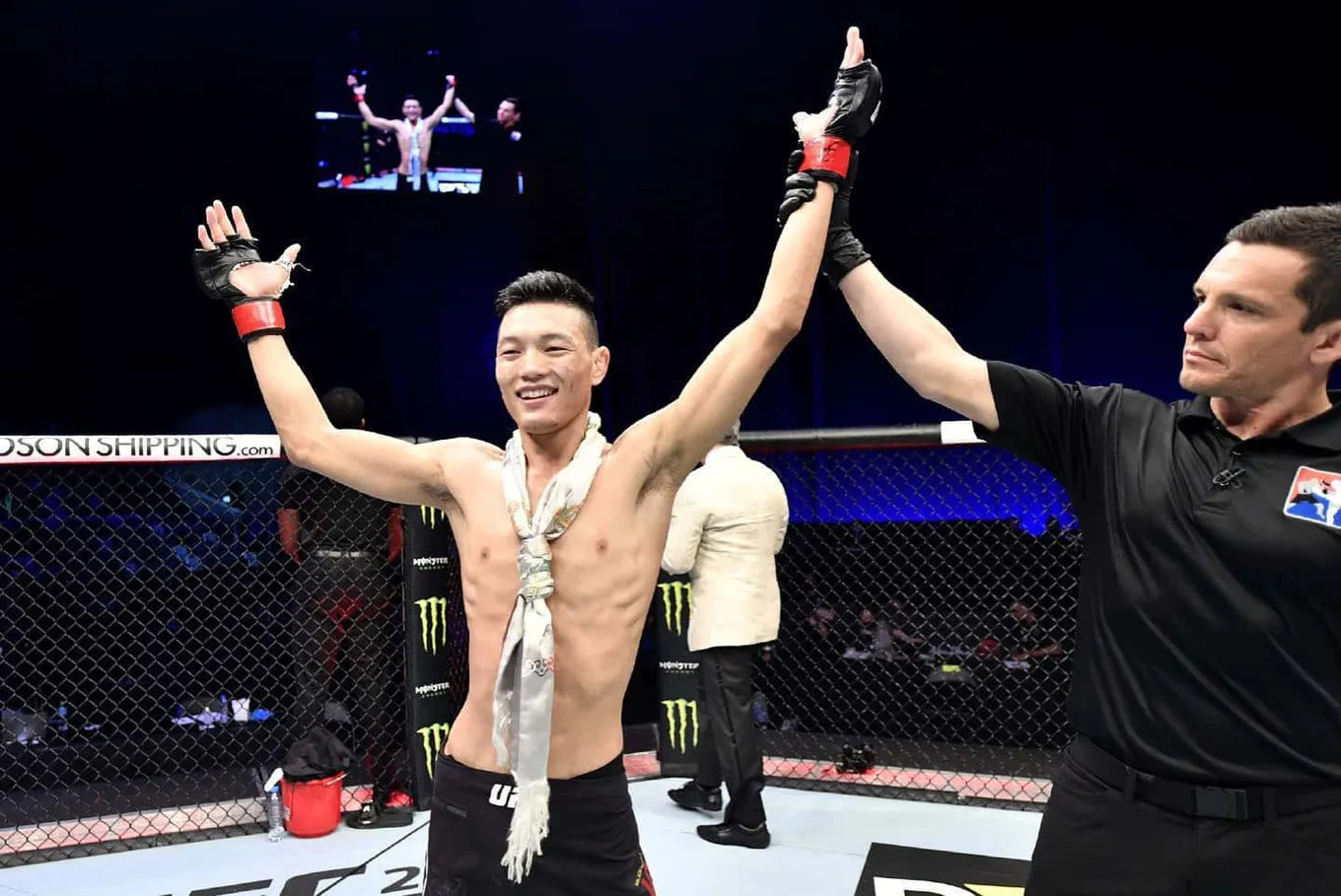Мудаэрцзи – Агилар прогноз на UFC 326 Лас-Вегас 8 марта 2026 года