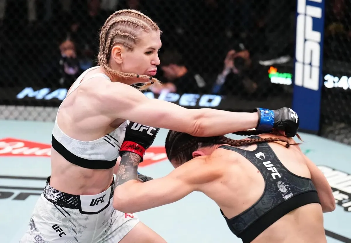 Маллинс –  Железнякова прогноз на UFC Баку 21 июня 2025 года