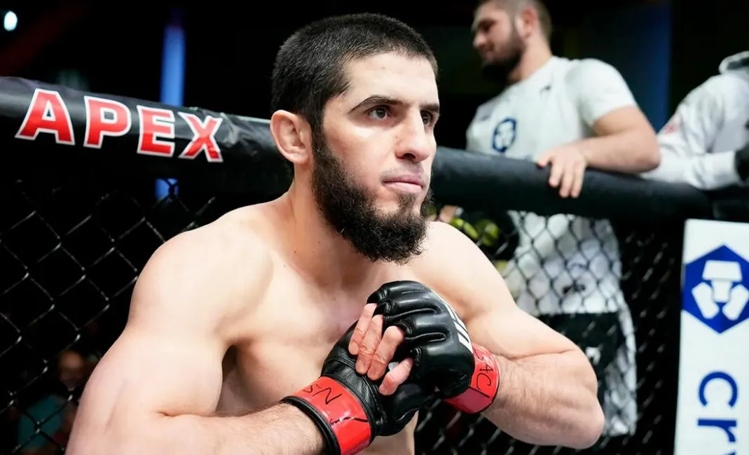 Как смотреть бой Махачев – Волкановски 11 февраля в Казахстане на турнире UFC 284