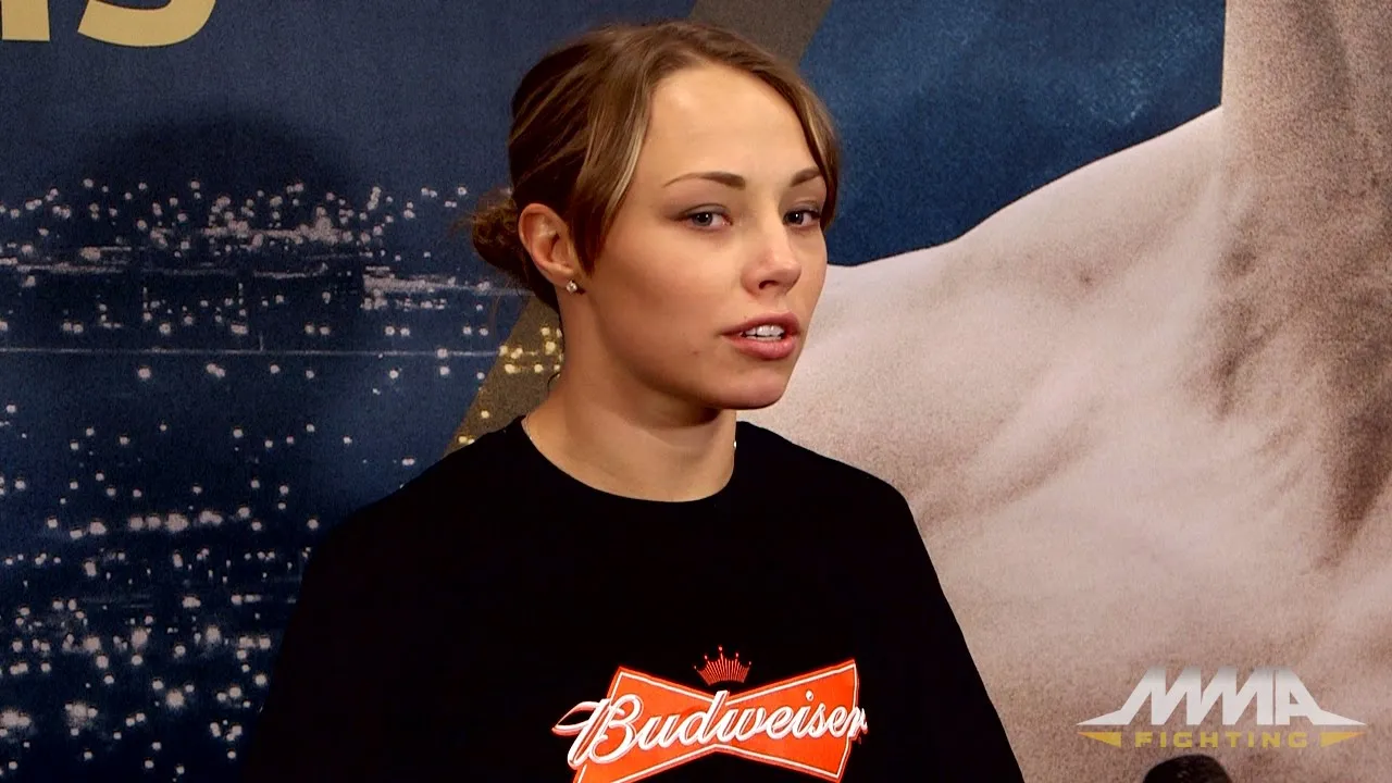 Роуз Намаюнас UFC