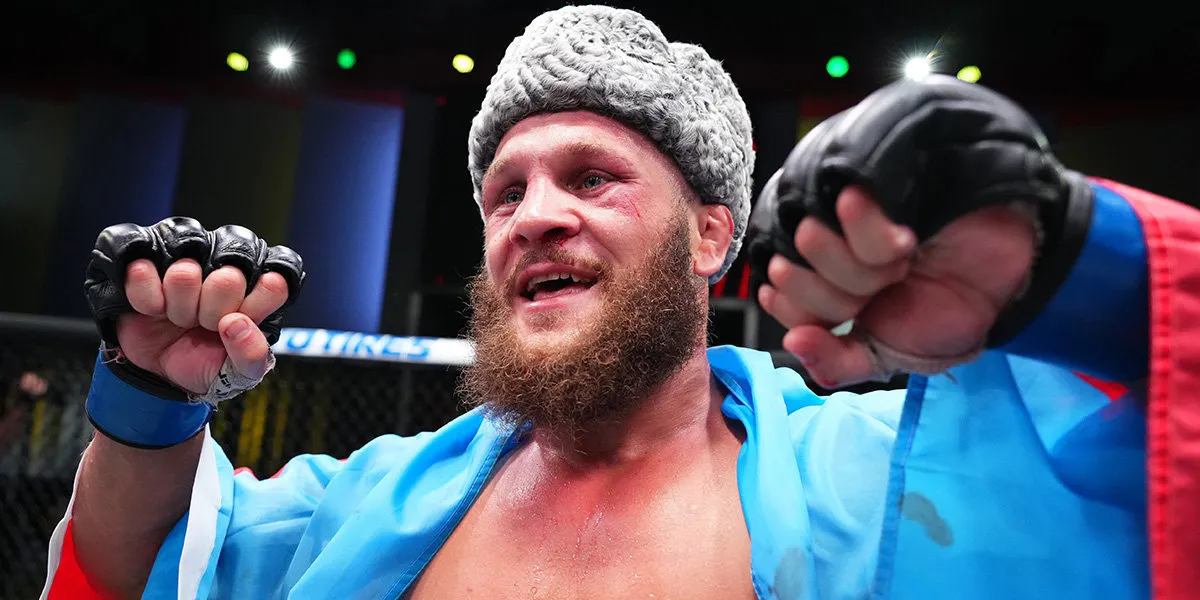 Физиев – Бахамондес прогноз на UFC Баку 21 июня 2025 года