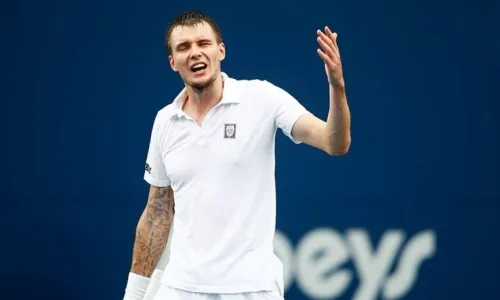 Лучший теннисист Казахстана проиграл в финале турнира ATP во Франции
