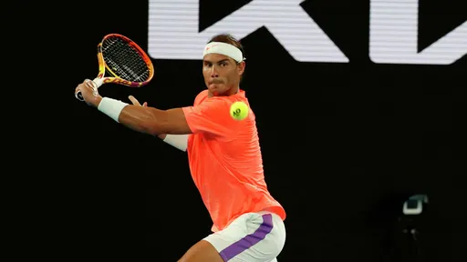 Надаль сыграет с Фоньини в 1/8 финала Australian Open