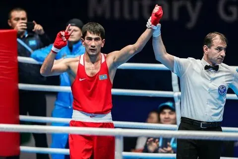 Чемпионат мира по боксу-2021. Победа Шымбергенова и первая потеря сборной Казахстана