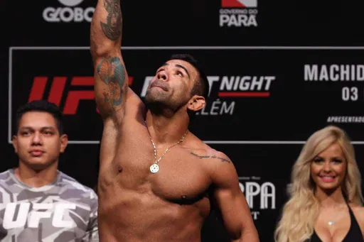 Соперник Шавката – мощь. Пришел в UFC непобежденным, а в самой организации побеждал Гилберта Бернса