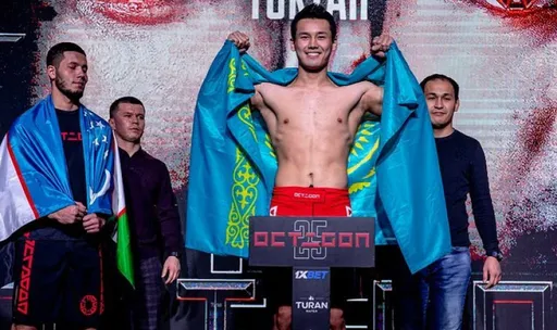 На турнире OCTAGON 25 бой по правилам ММА признали несостоявшимся из-за борьбы! Что происходит?