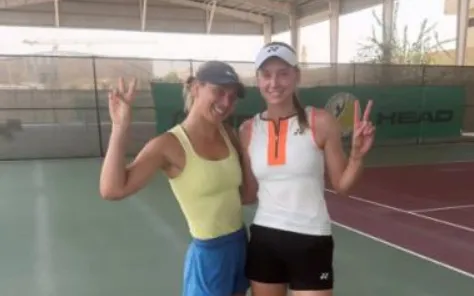 Паула Бадоса показала фото с Еленой Рыбакиной в Дубае
