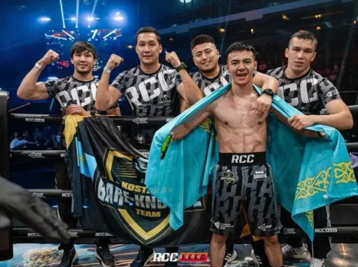 Торгынбек Амиров нокаутировал соперника и стал чемпионом RCC HARD