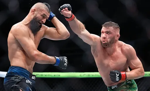 Дю Плесси хочет реванш с Чимаевым на UFC 327