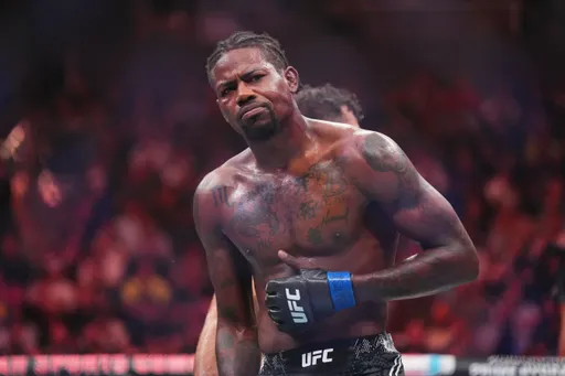 UFC Fight Night 262: канадец Мэлотт одержал победу над Холландом