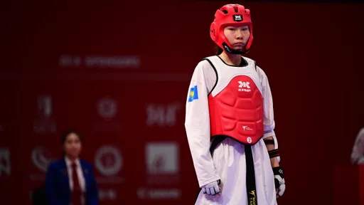 Казахстанка завоевала золото юниорского чемпионата мира по таеквондо