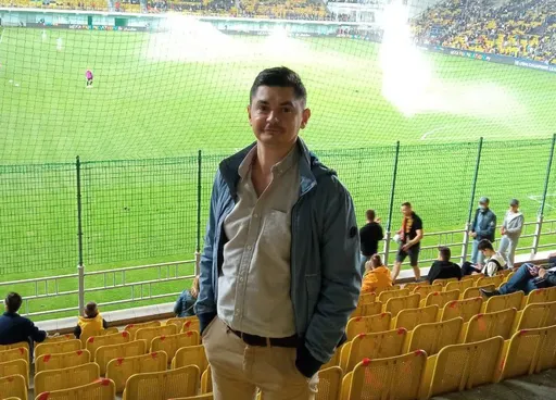 «Калдияров поступил не по-мужски. Не советую с ним работать». Аналитик Искимжи – об обмане, суде и 700 евро