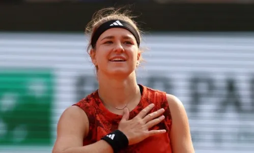 Мухова вышла в финал и может сыграть с Рыбакиной в Штутгарте