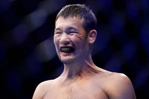 Топ-4 рейтинга UFC Кори Сэндхаген удивил выбором в пользу Стивена Томпсона в бою с Шавкатом Рахмоновым