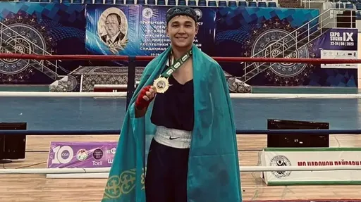 Студент КАЗНУ начал с победы на чемпионате Азии по боксу