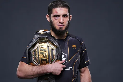 Ислам Махачев готов защитить титул UFC в декабре