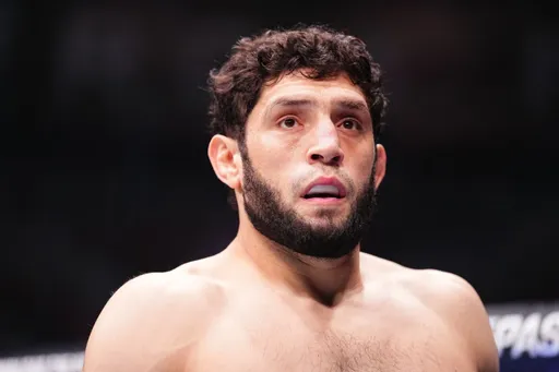 Икрам Алискеров выступит на турнире UFC в июне, есть соперник