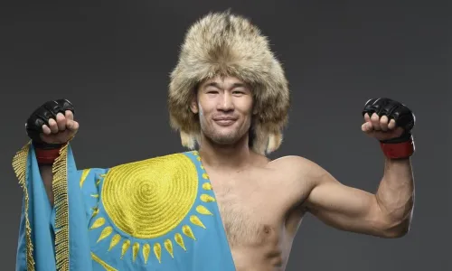 Рахмонов и Базров будут в углу Алмабаева на турнире UFC в Абу-Даби