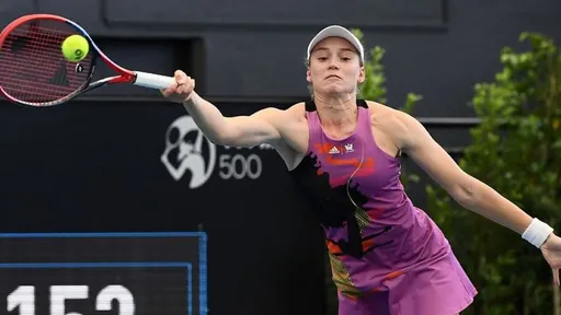 Елена Рыбакина обыграла Даниэль Коллинз и вышла в четвертый круг Australian Open-2023