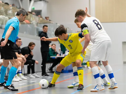 Кака повезет сборную Казахстана U-19 по футзалу на отборочные матчи Евро-2023