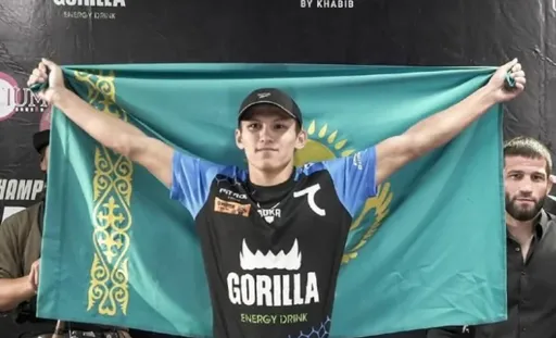 Боец ММА Бекзат Жасия уступил в титульном поединке лиги Alash Pride