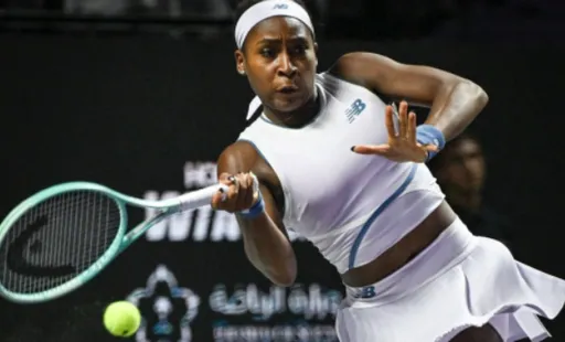 Кори Гауфф разгромила Паолини на Итоговом турнире WTA-2025