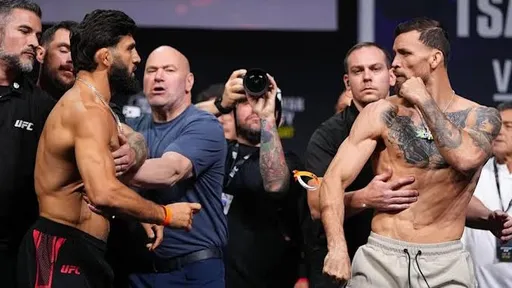 Царукяна и Руффи разняли после битвы взглядов перед UFC 331