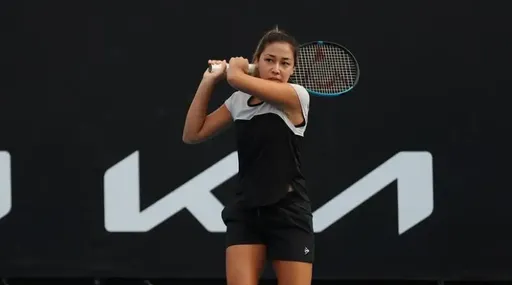 Зарина Дияс вышла в четвертьфинал турнира ITF-100 в Японии