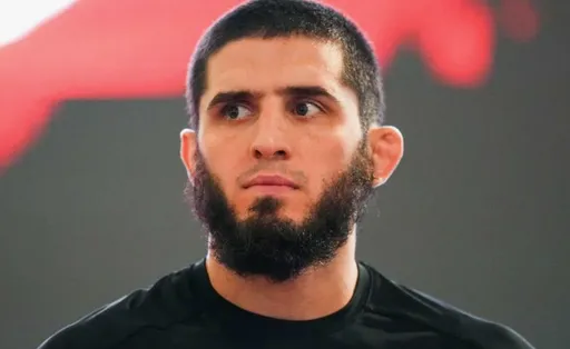 Экс-боец UFC назвал фаворита в бою Махачев — Делла Маддалена