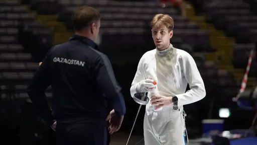 Казахстанец пробился в 1/8 финала чемпионата мира по фехтованию