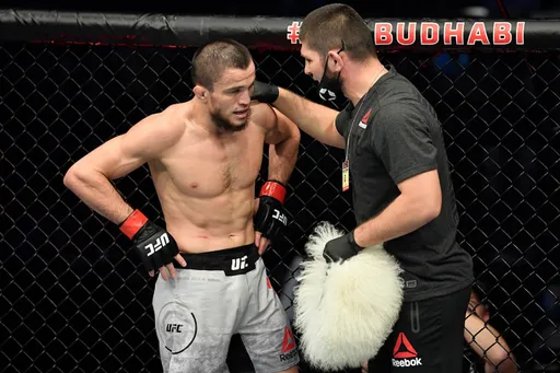 Объявлен состав на UFC Vegas 67: кард участников, время боев, где смотреть