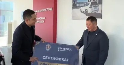 Сатжанову подарили авто и квартиру после скандальной отставки