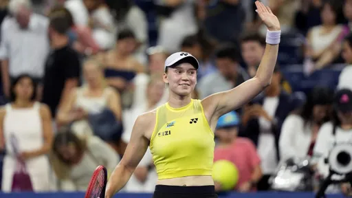Елена Рыбакина обыграла Юлию Стародубцеву и вышла в 1/8 финала US Open-2026