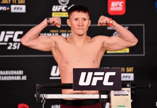 Жумагулов дал совет Нургожаю после второго поражения в UFC