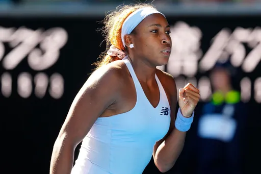 Кори Гауфф продолжает борьбу на Australian Open