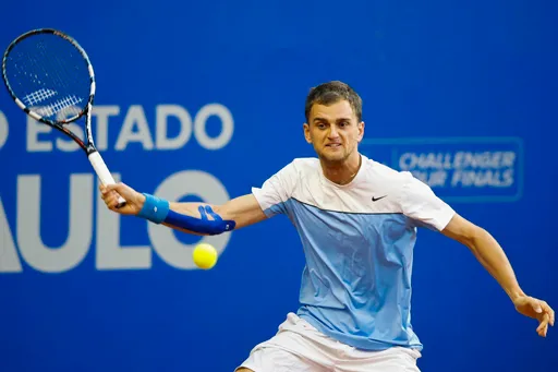 Казахстанский теннисист Александр Недовесов проиграл в 1/4 финала парного разряда турнира в Хорватии