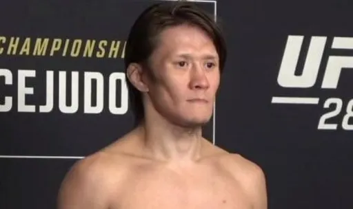 Боец UFC Жалгас Жумагулов ответил россиянину Евлоеву на пост с благодарностью болельщикам из Казахстана