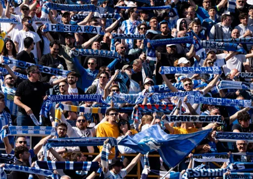 Football Italia: фанаты «Пескары» устроили акцию протеста после вылета в Серию C
