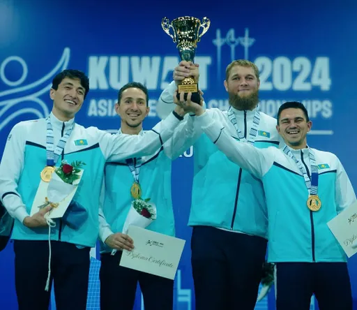 Казахстанские шпажисты выиграли золото чемпионата Азии
