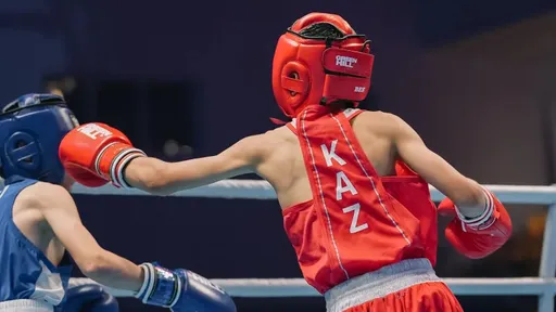 Казахстанка завоевала серебро на чемпионате Азии по боксу