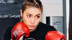 Боксерша Сатыбалдинова рассказала, как работала в трех местах ради переезда в США